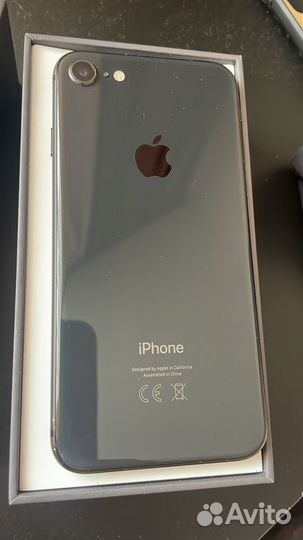 iPhone 8, 64 ГБ