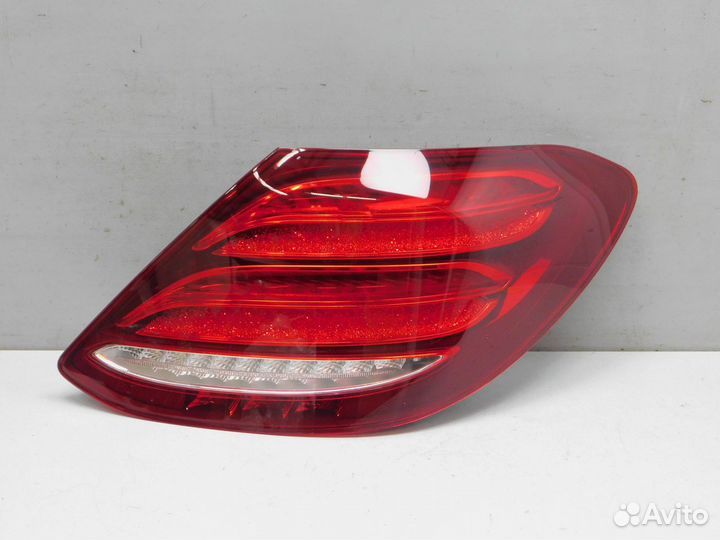 Фонарь задний правый Mercedes-Benz E-Class