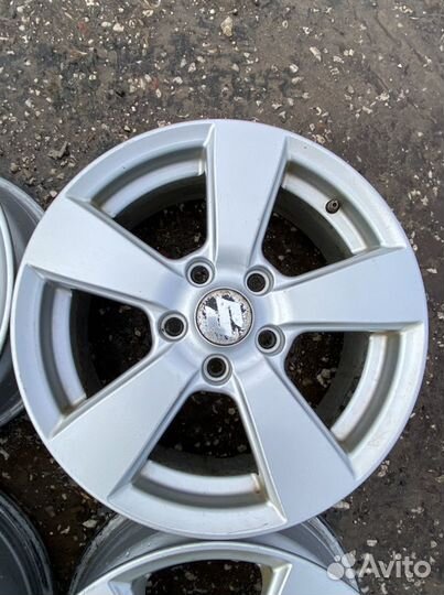 Литые Диски R16/5/114,3 цо 60.1