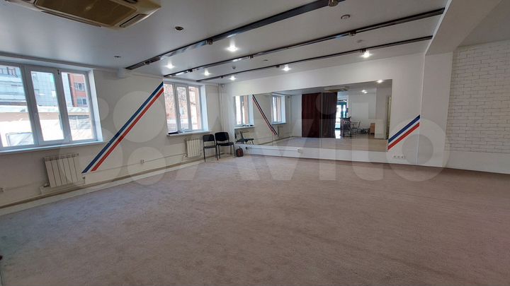 Продаю помещение свободного назначения Центр109м²