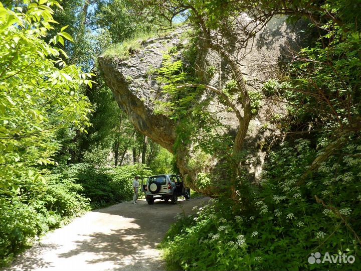 Экскурсии и трансфер по Кавказу на минивэне