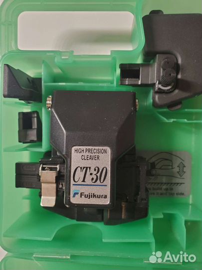 Скалыватель оптического волокна Fujikura CT-30