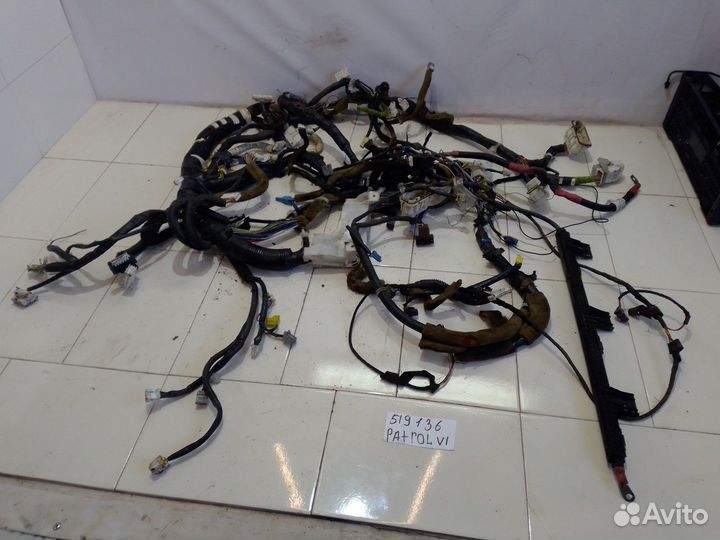 Электропроводка под торпедо (Nissan Patrol)