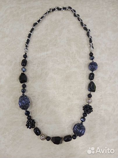 Украшение на шею с натуральными камнями