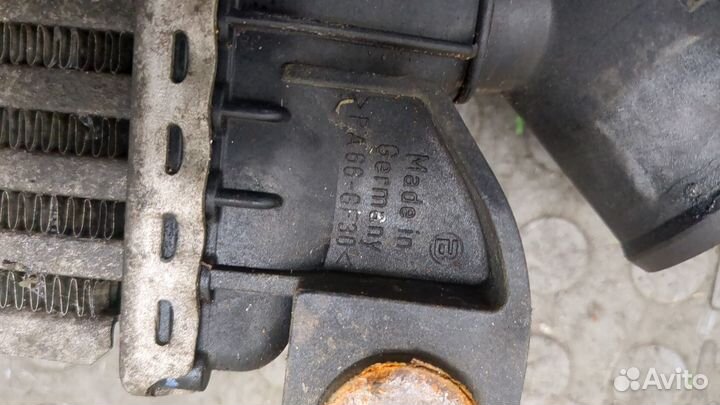 Радиатор интеркулера Nissan Almera Tino, 2005