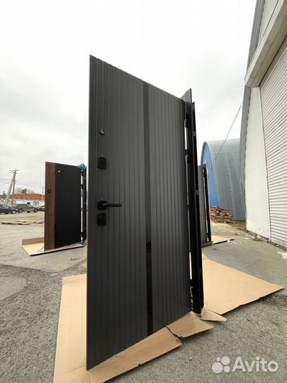 Дверь входная для квартиры серая мдф