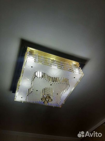 Люстра светильник потолочный