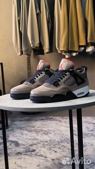 Кроссовки Nike Air jordan 4