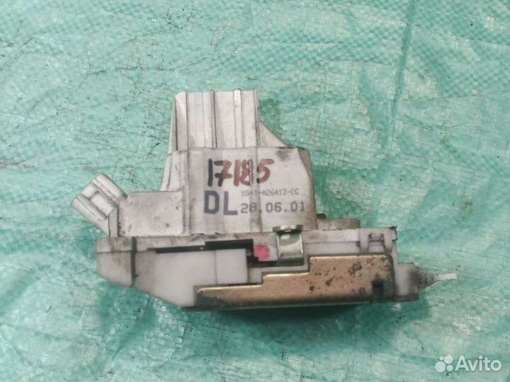 Замок двери задний левый Ford Mondeo 3