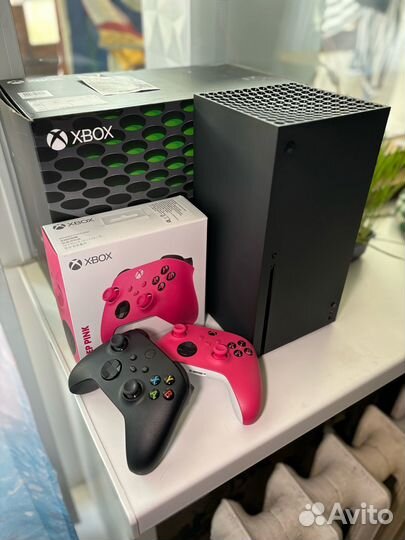 Xbox Series X 1TB (новый, два геймпада)