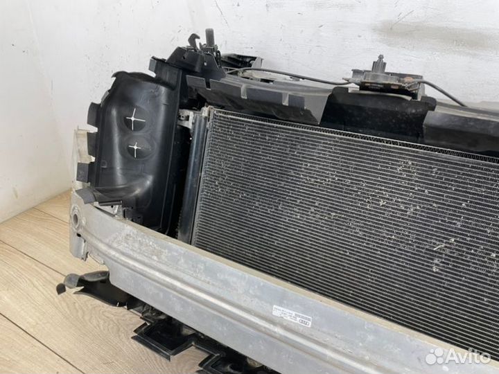 Кассета радиаторов в сборе с передней панелью Audi