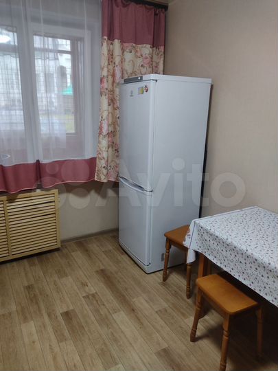 1-к. квартира, 37 м², 1/18 эт.