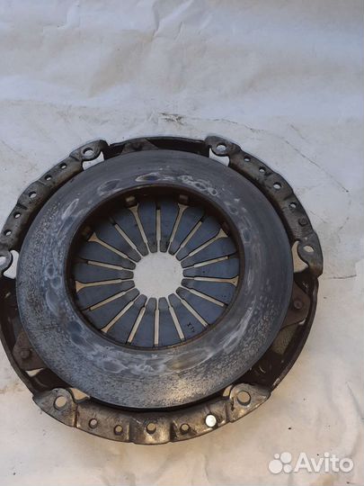 Корзина сцепления на Ниссан Альмера классик