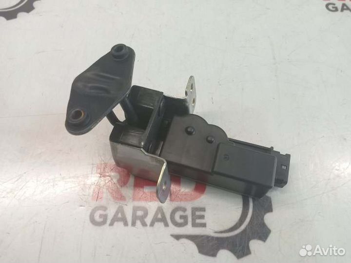 Замок стекла багажника Chevrolet Captiva C140 LE5