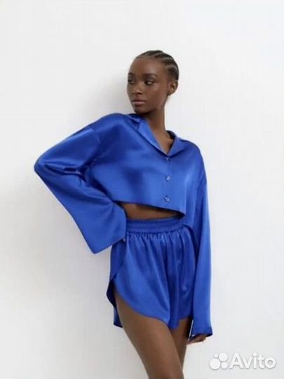 Шелковый костюм