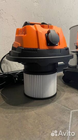 Пылесос промышленный 30 литров