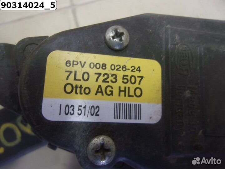 Porsche Cayenne Педаль газа