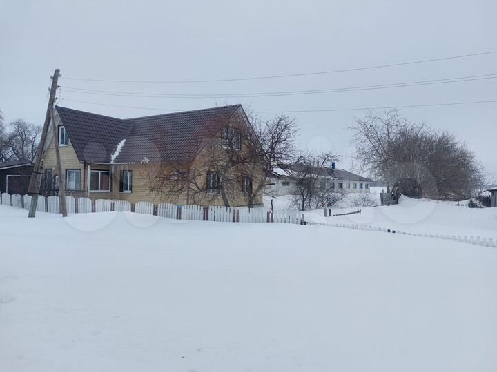 Дом 160 м² на участке 40 сот.