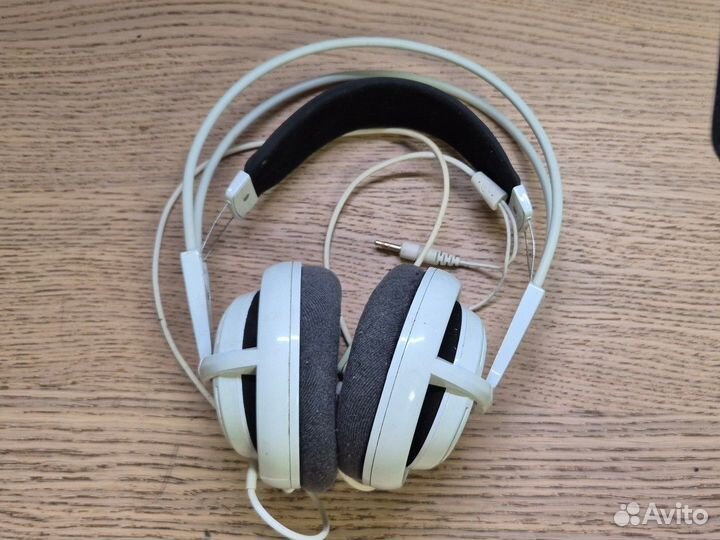 Наушники SteelSeries Siberia 200