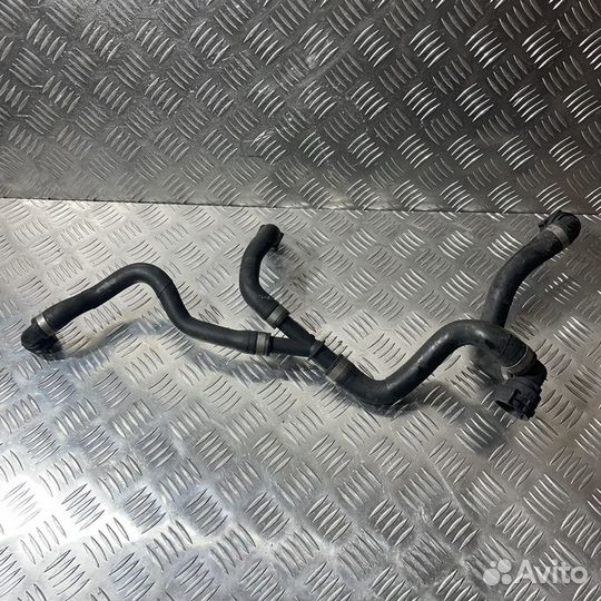 Патрубок системы охлаждения BMW F45 mini F60