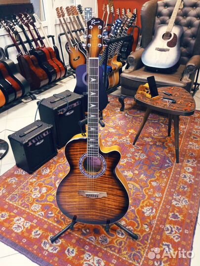 Акустическая гитара фолк Рамис