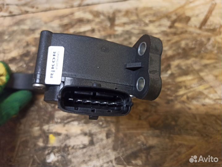 Педаль газа LADA Vesta