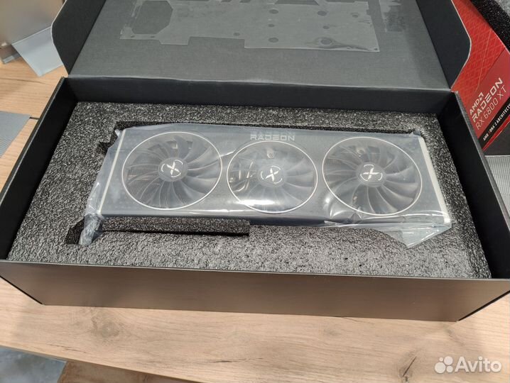 На запчасти XFX RX 6800XT