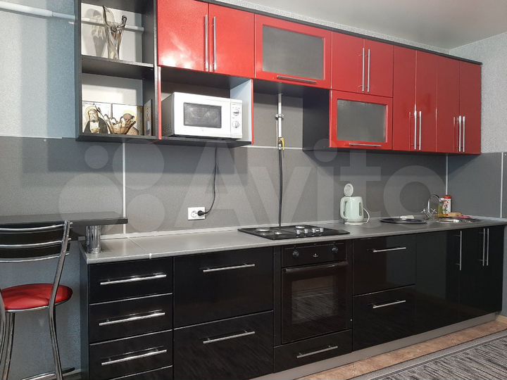 3-к. квартира, 72 м², 1/3 эт.