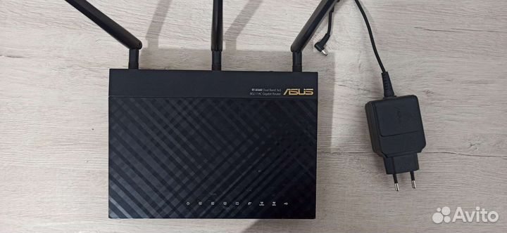 Роутер Asus RT-AC66U