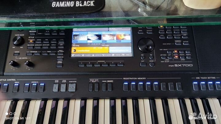 Клавишные инструменты yamaha PSR-SX700