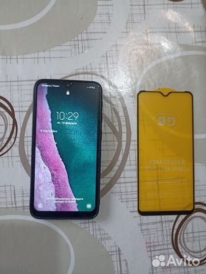 Samsung Galaxy A10, 2/32 ГБ