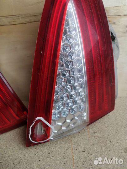 Фонари задние Ford Mondeo 4
