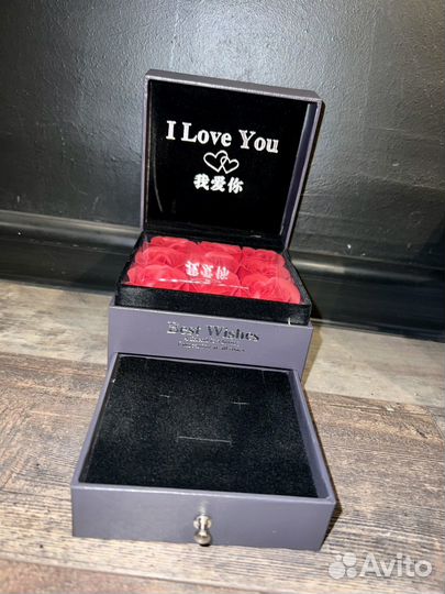 Подарочная коробка футляр для украшений новый