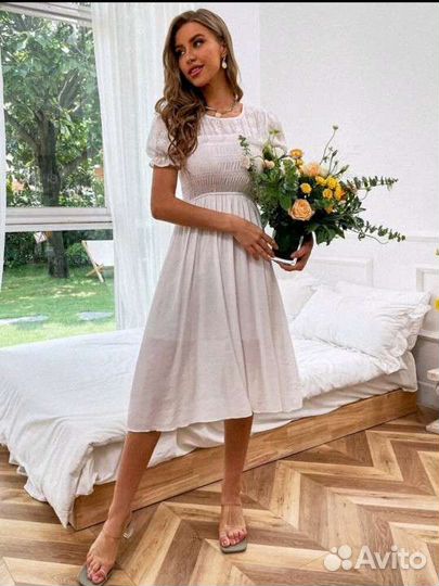 Платье белое