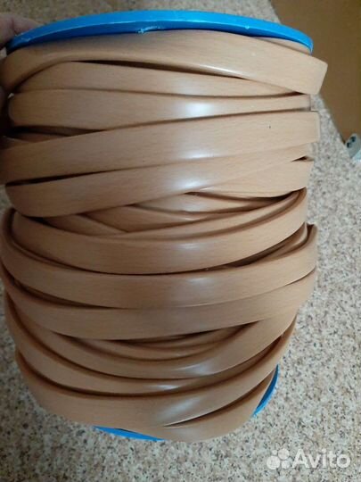 Мебельная кромка 2х видов