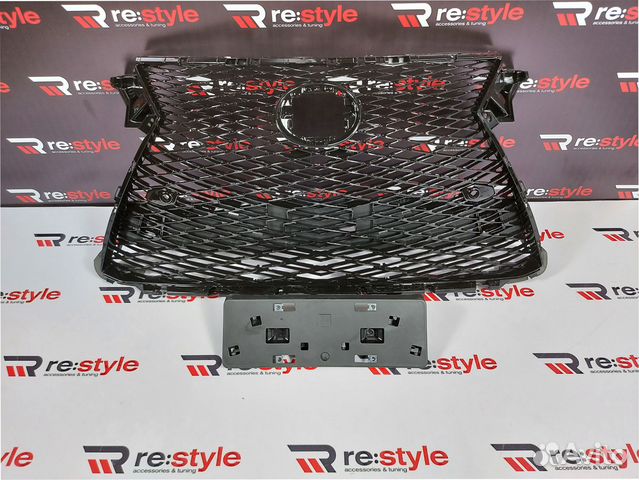 Решетка радиатора Lexus RX350 с 2016 R528