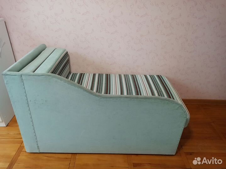 Кушетка, Кровать Бриг