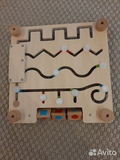 Лабиринт/ бизиборд Lucy and Leo