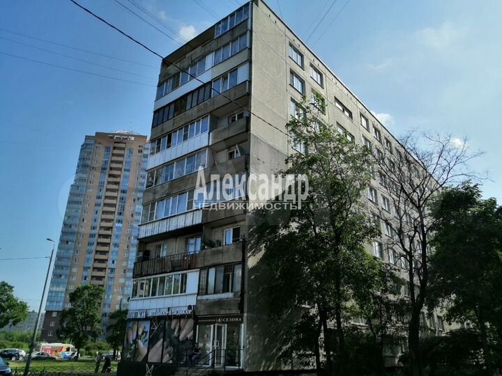 4-к. квартира, 64 м², 3/9 эт.