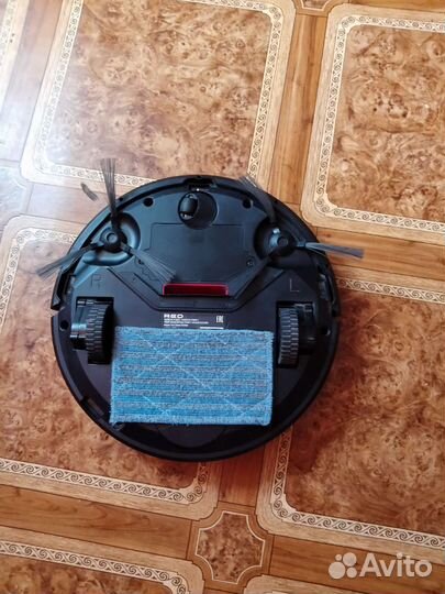Робот пылесос
