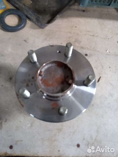 Ступица задняя (новая) в сборе - Hyundai Sonata NF