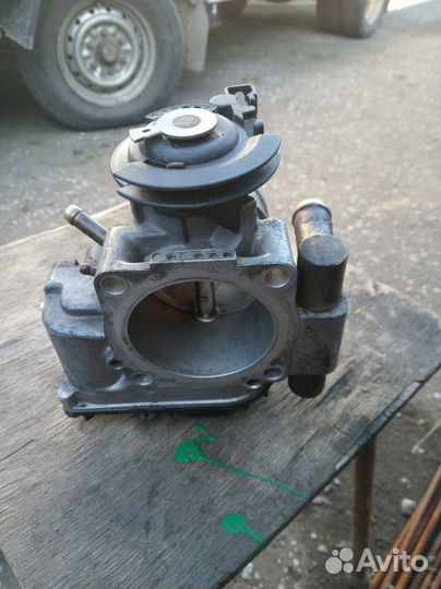 Дроссельная заслонка