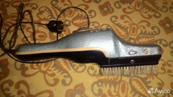 Пылесос-щётка 