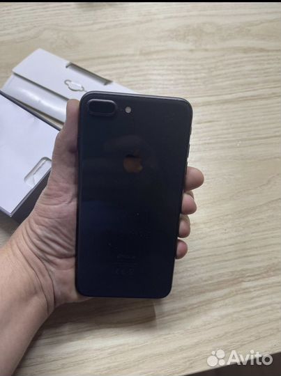 Телефон iPhone 8 plus 64