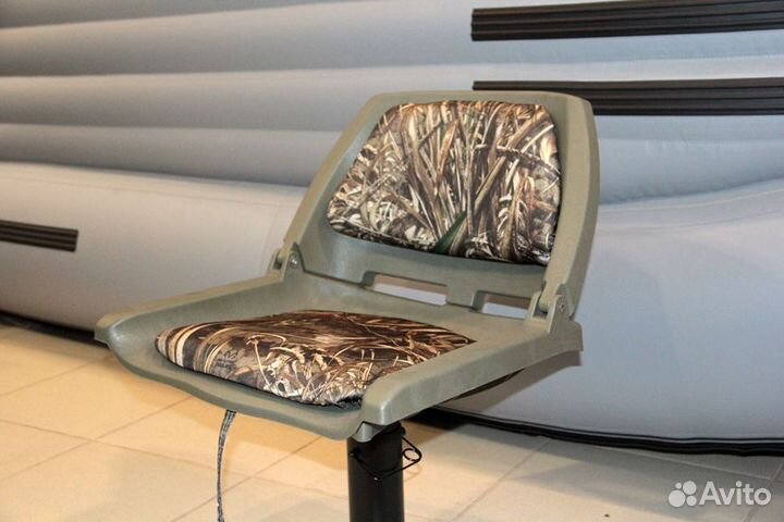 Кресло в лодку складное с мягкими накладками