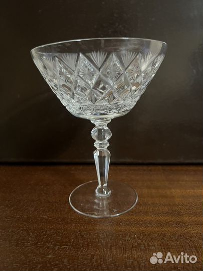 Ваза хрустальная