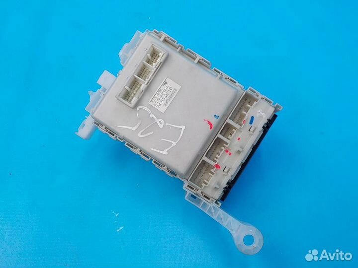 Блок предохранителей салона toyota Auris (E15) 200