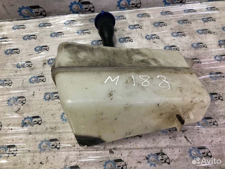 Бачок омывателя Volvo 850 1996