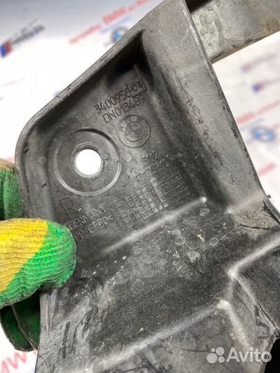 Крепление бампера заднее правое Bmw Х3 E83 М54В25