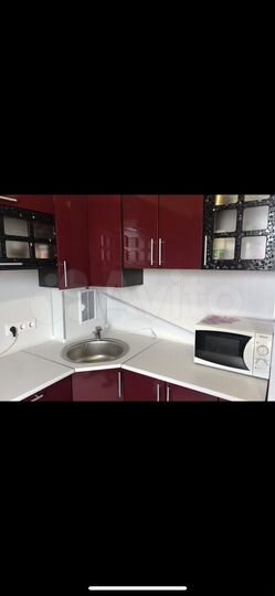 2-к. квартира, 42 м², 1/3 эт.